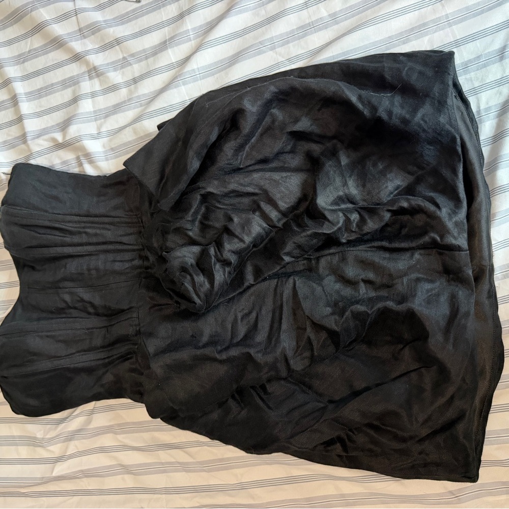 Elegant Black Strapless Bebe Dress